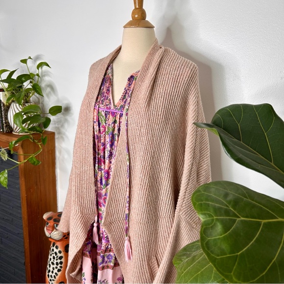 Anthropologie Sleeping on Snow pink cocoon cardigan - Picture 4 of 6